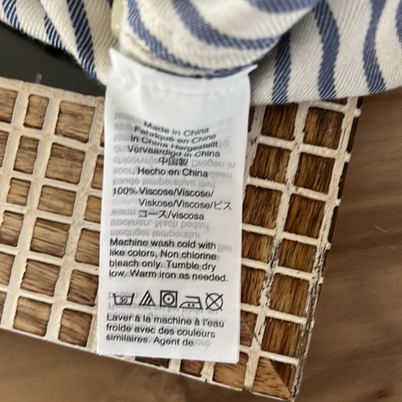 Madewell Central Dalton Blue Stripe Button Up Shirt - Picture 11 of 11